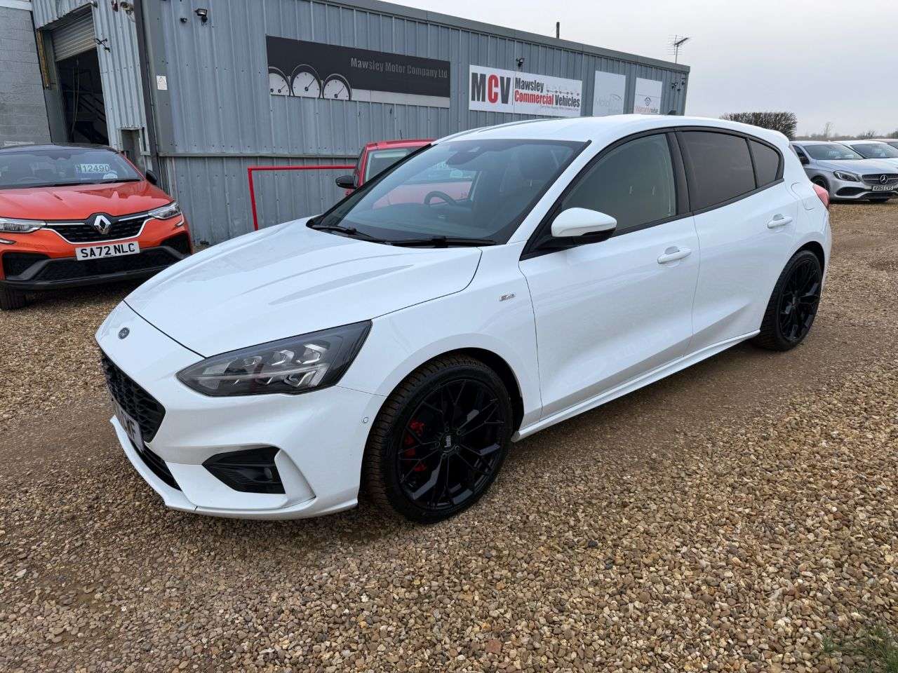 A 2021 FORD FOCUS 1.0T EcoBoost MHEV ST-Line X Edition Hatchback 5dr Petrol Manual Euro 6 (s/ A 2021 FORD FOCUS 1.0T EcoBoost MHEV ST-Line X Edition Hatchback 5dr Petrol Manual Euro 6 (s/