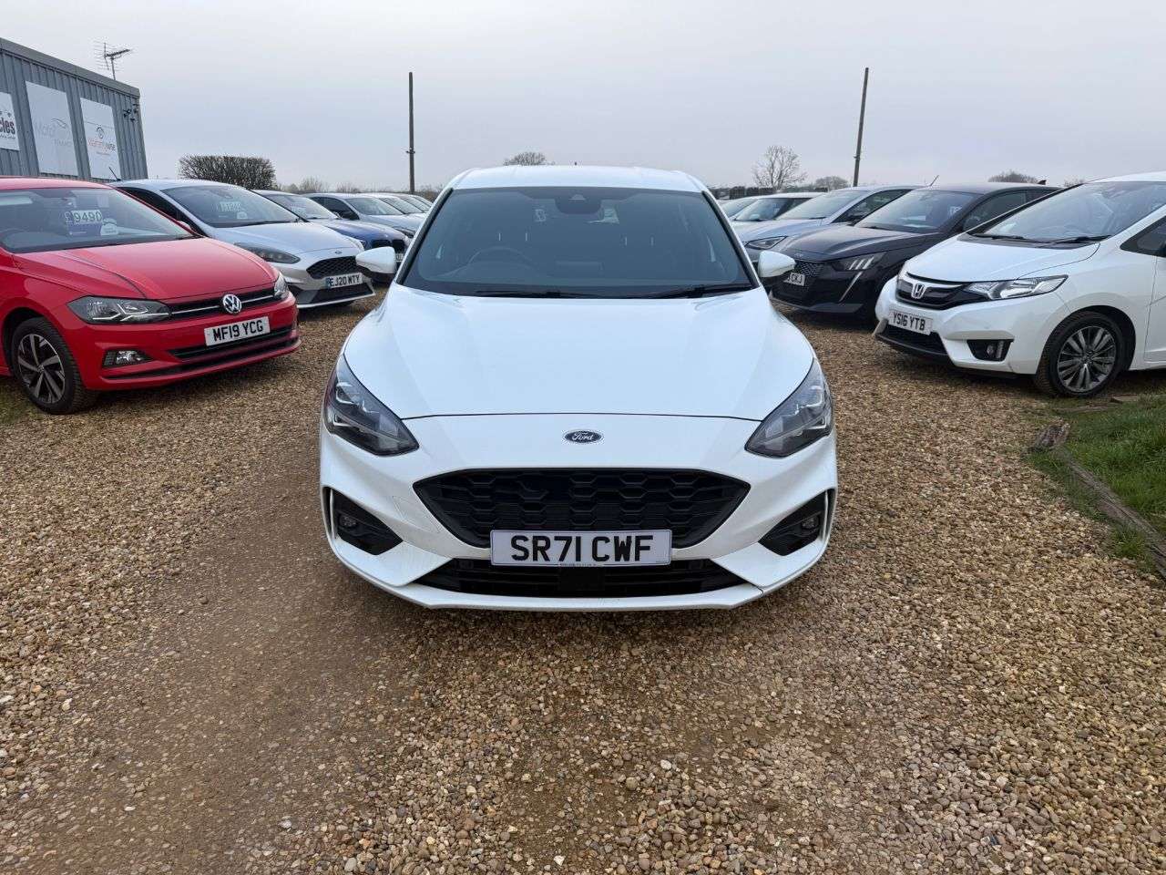 A 2021 FORD FOCUS 1.0T EcoBoost MHEV ST-Line X Edition Hatchback 5dr Petrol Manual Euro 6 (s/ A 2021 FORD FOCUS 1.0T EcoBoost MHEV ST-Line X Edition Hatchback 5dr Petrol Manual Euro 6 (s/