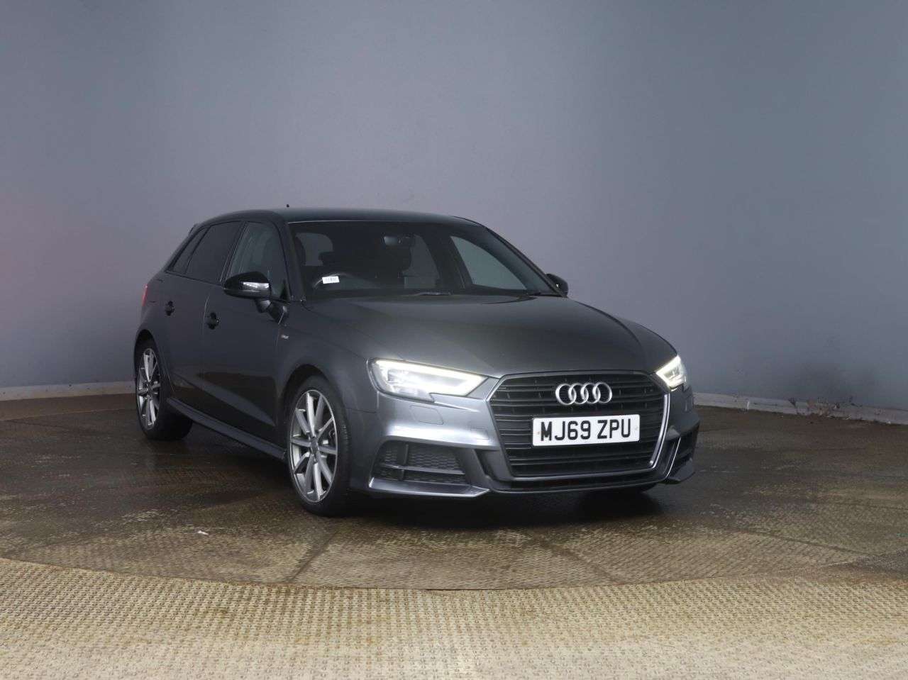 A 2019 AUDI A3 1.6 TDI 30 Black Edition Sportback 5dr Diesel Manual Euro 6 (s/s) (116 ps) A 2019 AUDI A3 1.6 TDI 30 Black Edition Sportback 5dr Diesel Manual Euro 6 (s/s) (116 ps)