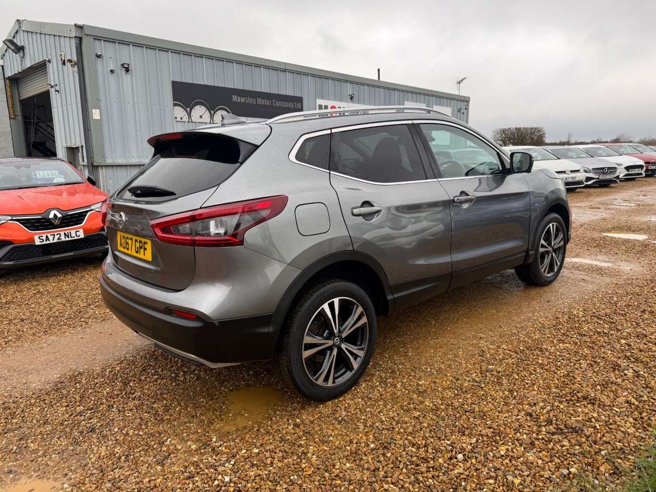 A 2017 NISSAN QASHQAI 1.2 DIG-T N-Connecta SUV 5dr Petrol Manual Euro 6 (s/s) (115 ps) A 2017 NISSAN QASHQAI 1.2 DIG-T N-Connecta SUV 5dr Petrol Manual Euro 6 (s/s) (115 ps)