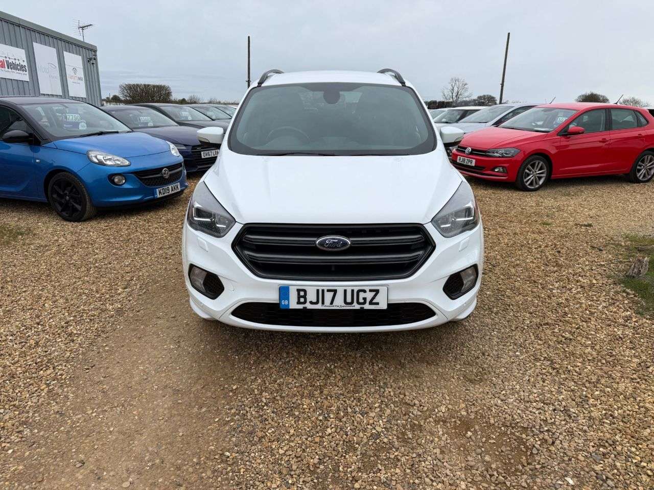 A 2017 FORD KUGA 2.0 TDCi EcoBlue ST-Line SUV 5dr Diesel Manual AWD Euro 6 (s/s) (180 ps) A 2017 FORD KUGA 2.0 TDCi EcoBlue ST-Line SUV 5dr Diesel Manual AWD Euro 6 (s/s) (180 ps)