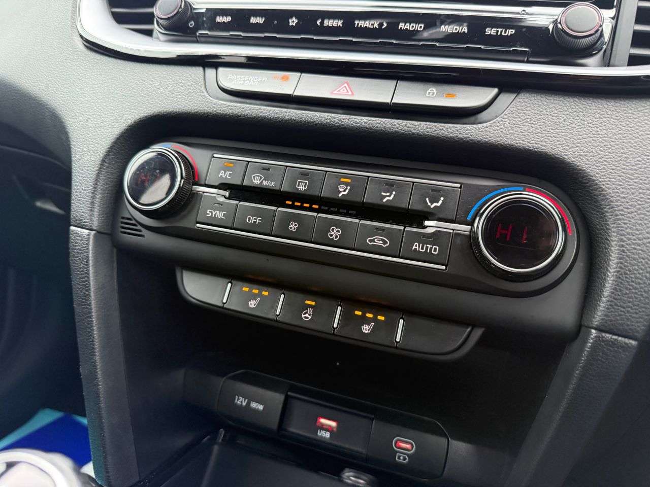 2022 KIA CEED 2022 KIA CEED