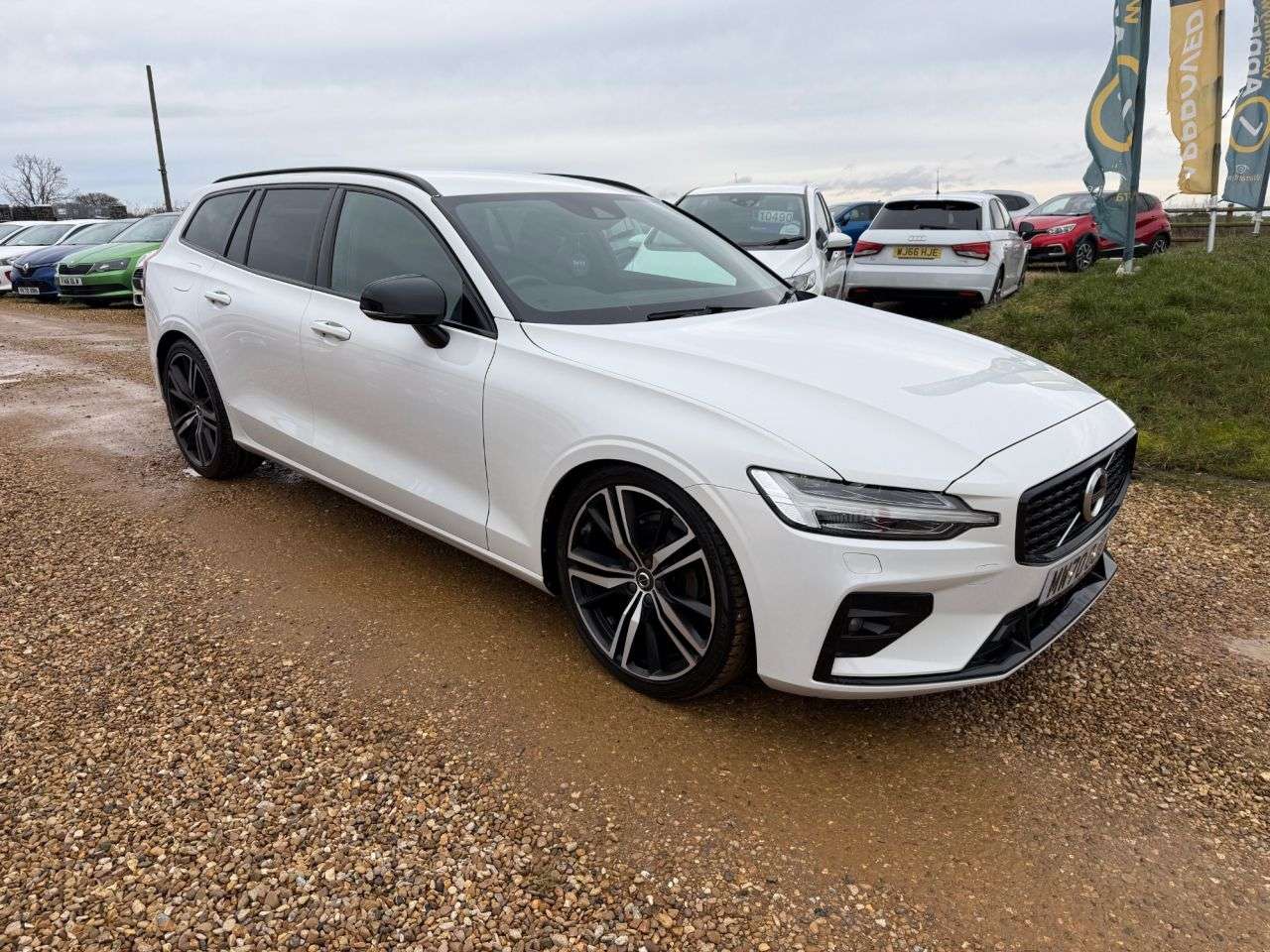 2020 VOLVO V60 2020 VOLVO V60