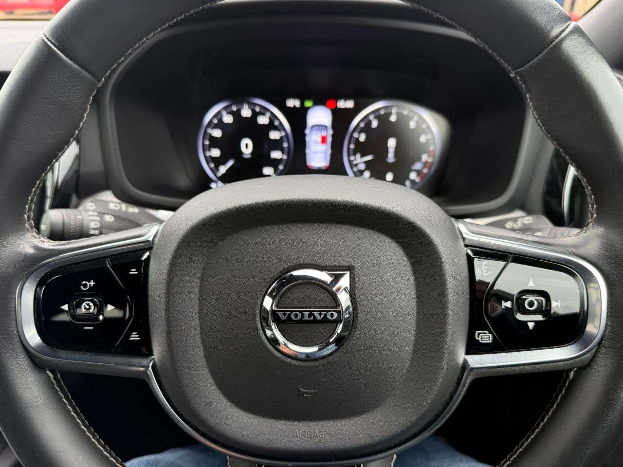 2020 VOLVO V60 2020 VOLVO V60