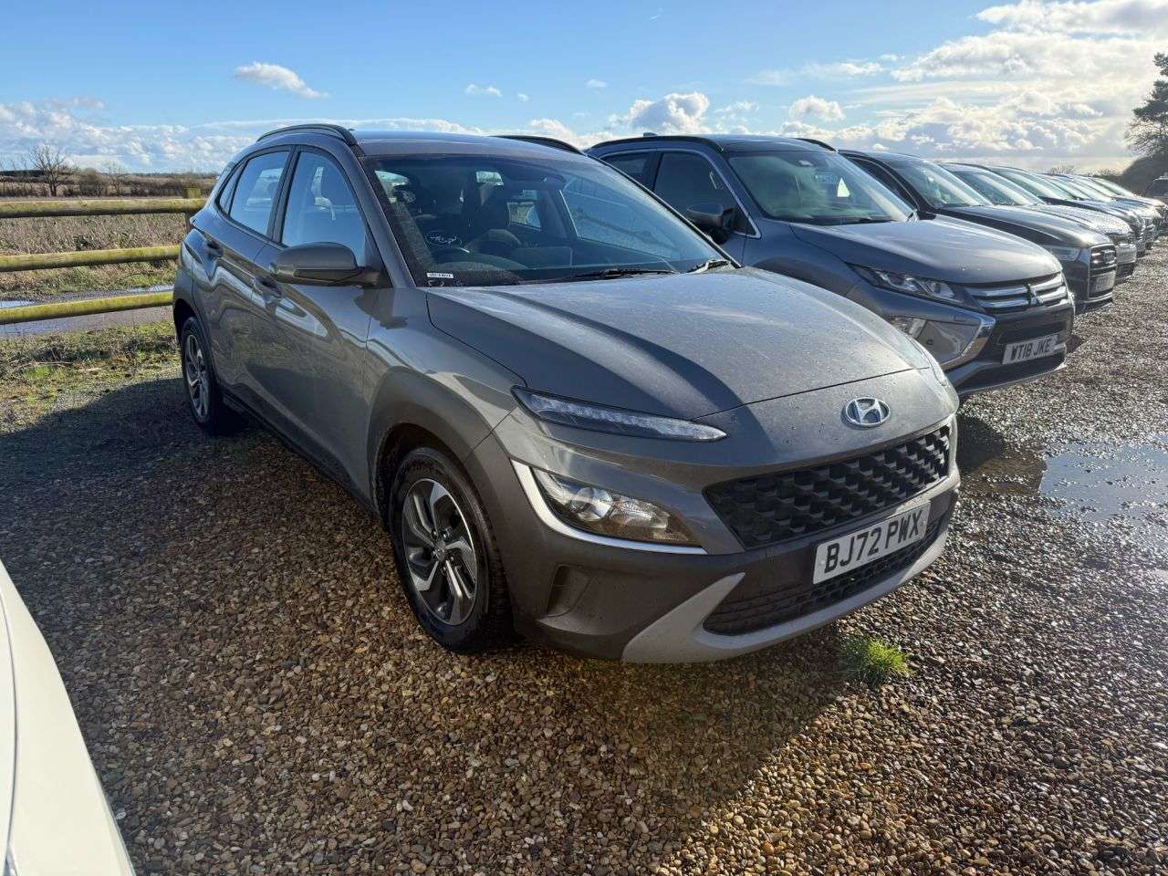 A 2022 HYUNDAI KONA 1.6 h-GDi SE Connect SUV 5dr Petrol Hybrid DCT Euro 6 (s/s) (141 ps) A 2022 HYUNDAI KONA 1.6 h-GDi SE Connect SUV 5dr Petrol Hybrid DCT Euro 6 (s/s) (141 ps)