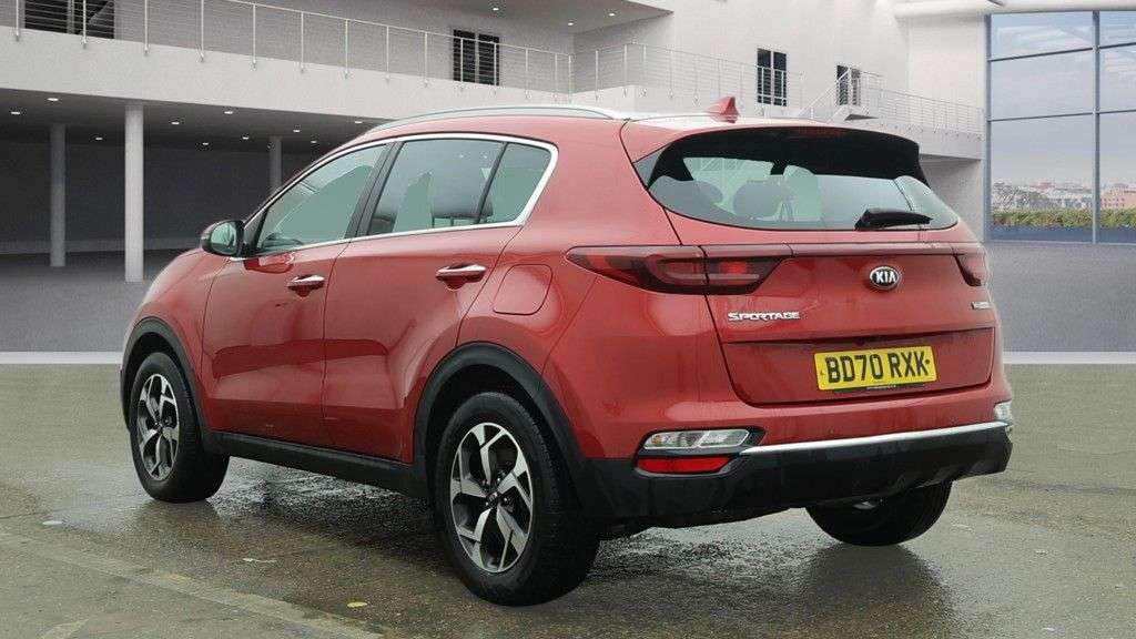 A 2021 KIA SPORTAGE 1.6 CRDi MHEV 2 SUV 5dr Diesel Hybrid DCT Euro 6 (s/s) (134 bhp) A 2021 KIA SPORTAGE 1.6 CRDi MHEV 2 SUV 5dr Diesel Hybrid DCT Euro 6 (s/s) (134 bhp)