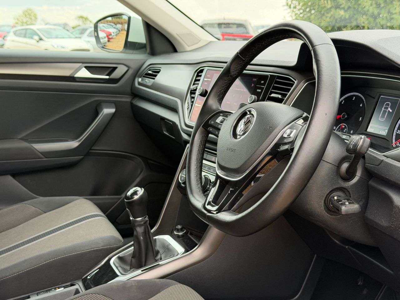 2018 VOLKSWAGEN T-ROC 2018 VOLKSWAGEN T-ROC