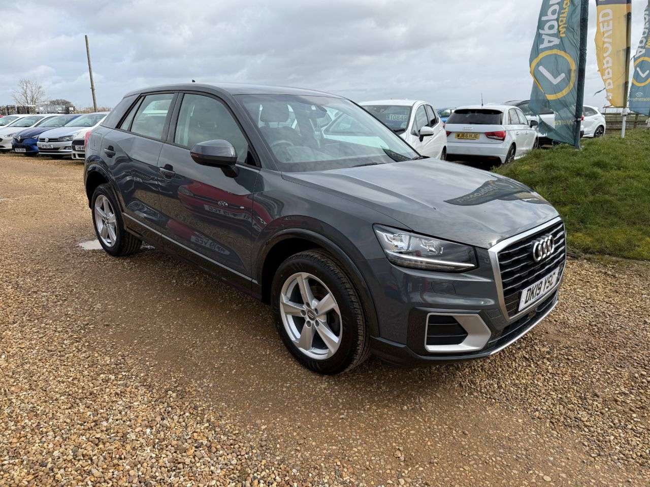 2019 AUDI Q2 2019 AUDI Q2