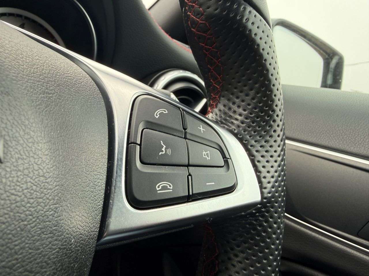 2017 MERCEDES-BENZ GLA 2017 MERCEDES-BENZ GLA