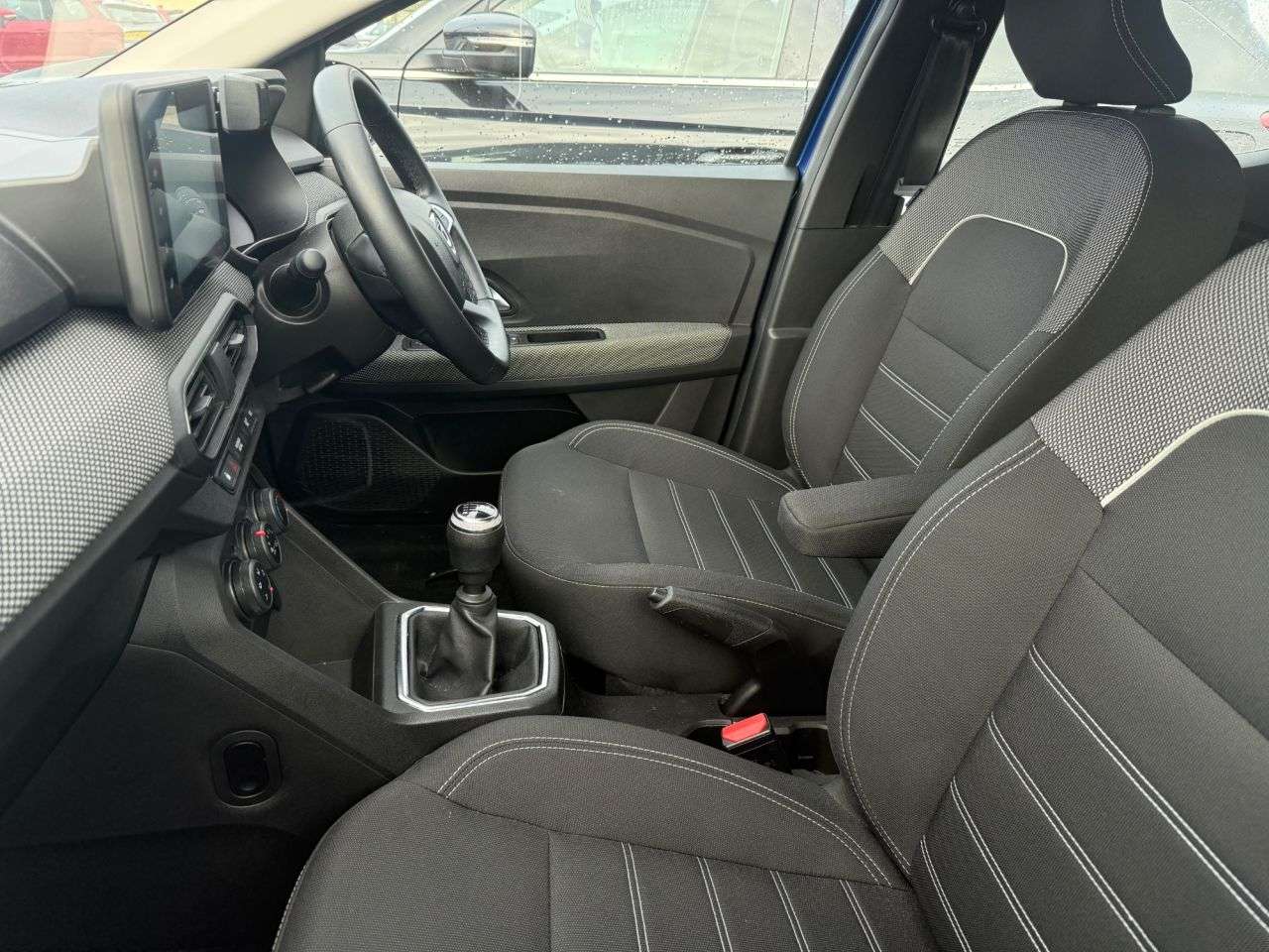 A 2022 DACIA SANDERO 1.0 TCe Comfort Hatchback 5dr Bi Fuel Manual Euro 6 (s/s) (100 ps) A 2022 DACIA SANDERO 1.0 TCe Comfort Hatchback 5dr Bi Fuel Manual Euro 6 (s/s) (100 ps)