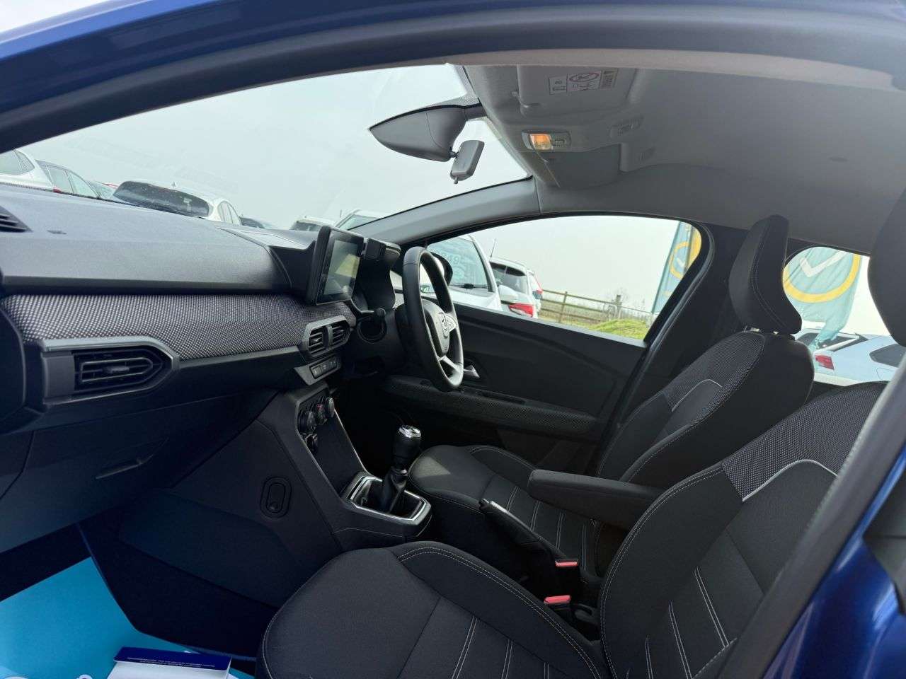 A 2022 DACIA SANDERO 1.0 TCe Comfort Hatchback 5dr Bi Fuel Manual Euro 6 (s/s) (100 ps) A 2022 DACIA SANDERO 1.0 TCe Comfort Hatchback 5dr Bi Fuel Manual Euro 6 (s/s) (100 ps)