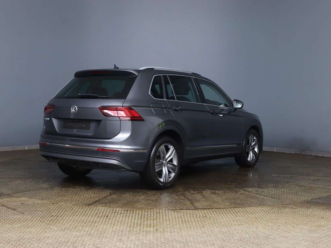2018 VOLKSWAGEN TIGUAN 2018 VOLKSWAGEN TIGUAN