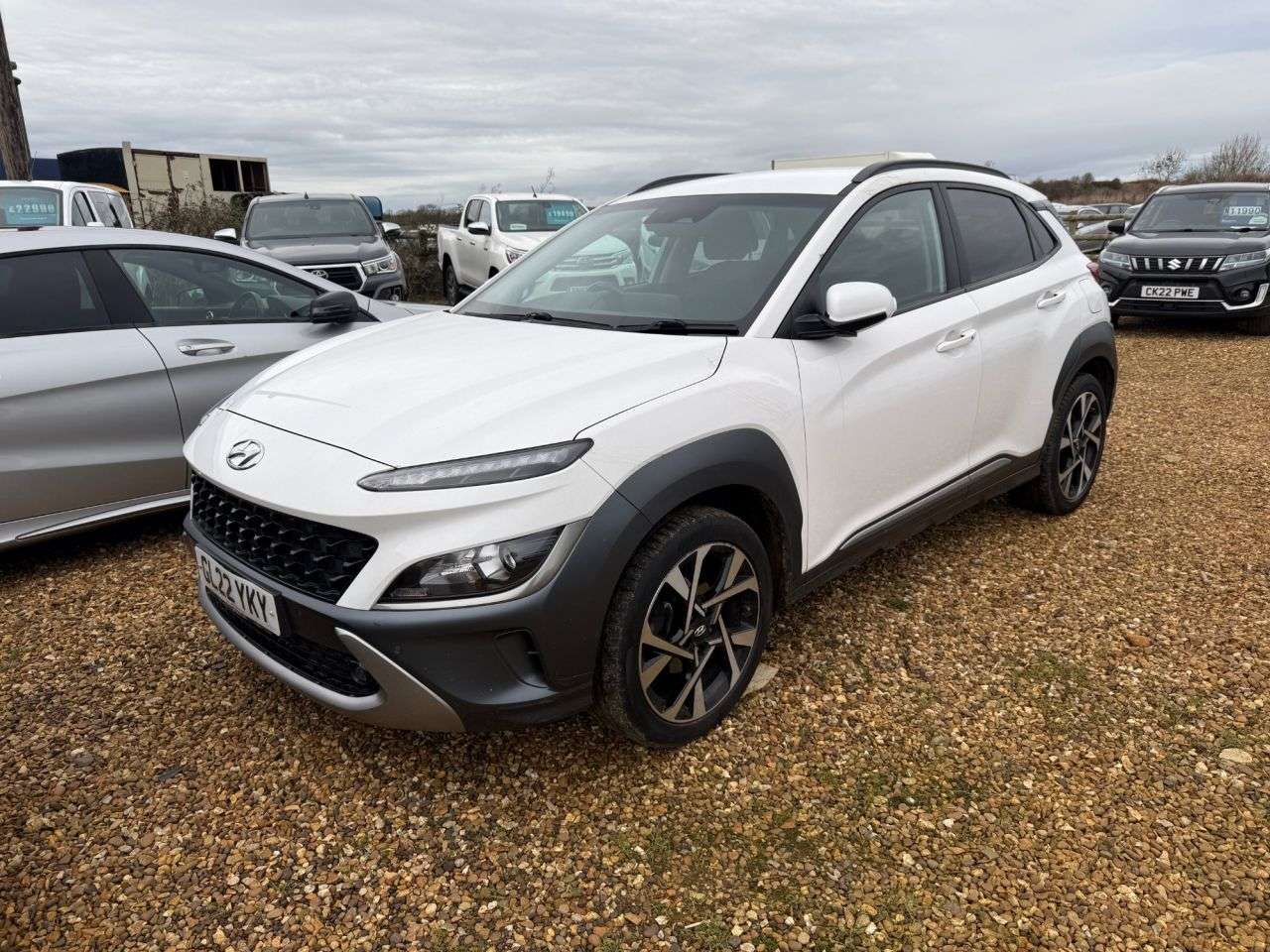 A 2022 HYUNDAI KONA 1.0 T-GDi MHEV Premium SUV 5dr Petrol Hybrid Manual Euro 6 (s/s) (120 ps) A 2022 HYUNDAI KONA 1.0 T-GDi MHEV Premium SUV 5dr Petrol Hybrid Manual Euro 6 (s/s) (120 ps)