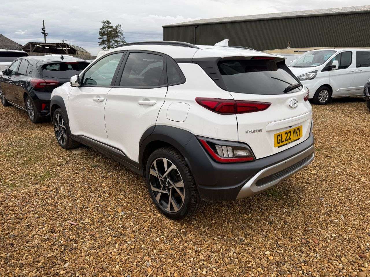 A 2022 HYUNDAI KONA 1.0 T-GDi MHEV Premium SUV 5dr Petrol Hybrid Manual Euro 6 (s/s) (120 ps) A 2022 HYUNDAI KONA 1.0 T-GDi MHEV Premium SUV 5dr Petrol Hybrid Manual Euro 6 (s/s) (120 ps)