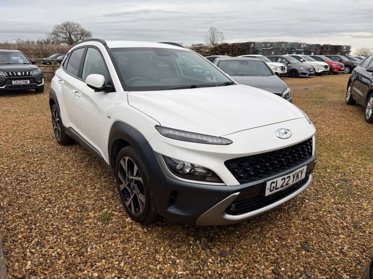 A 2022 HYUNDAI KONA 1.0 T-GDi MHEV Premium SUV 5dr Petrol Hybrid Manual Euro 6 (s/s) (120 ps) A 2022 HYUNDAI KONA 1.0 T-GDi MHEV Premium SUV 5dr Petrol Hybrid Manual Euro 6 (s/s) (120 ps)