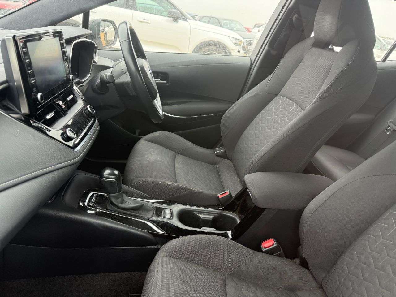 A 2021 TOYOTA COROLLA 1.8 VVT-h GPF Icon Tech Hatchback 5dr Petrol Hybrid CVT Euro 6 (s/s) (122 p A 2021 TOYOTA COROLLA 1.8 VVT-h GPF Icon Tech Hatchback 5dr Petrol Hybrid CVT Euro 6 (s/s) (122 p