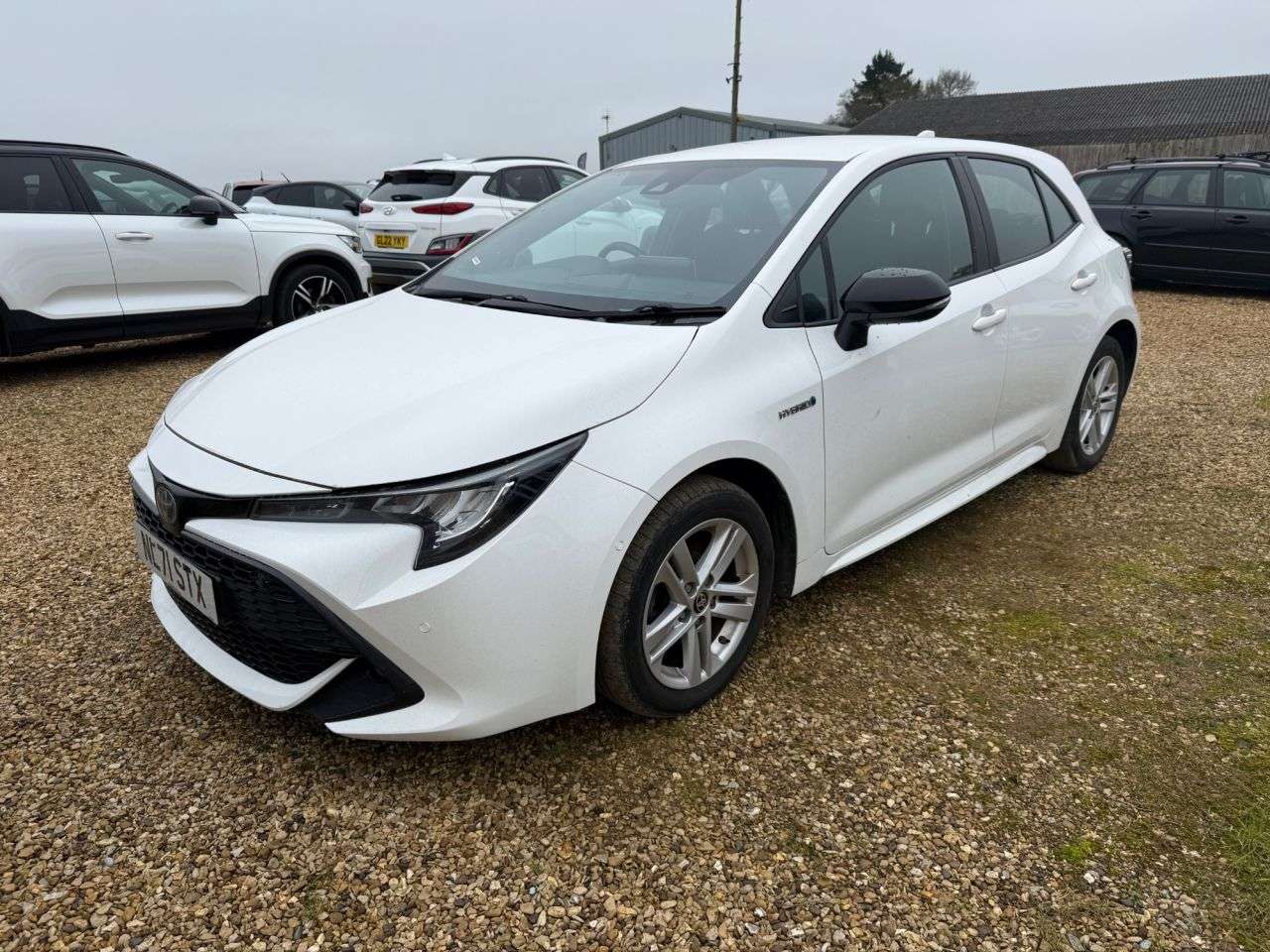 A 2021 TOYOTA COROLLA 1.8 VVT-h GPF Icon Tech Hatchback 5dr Petrol Hybrid CVT Euro 6 (s/s) (122 p A 2021 TOYOTA COROLLA 1.8 VVT-h GPF Icon Tech Hatchback 5dr Petrol Hybrid CVT Euro 6 (s/s) (122 p