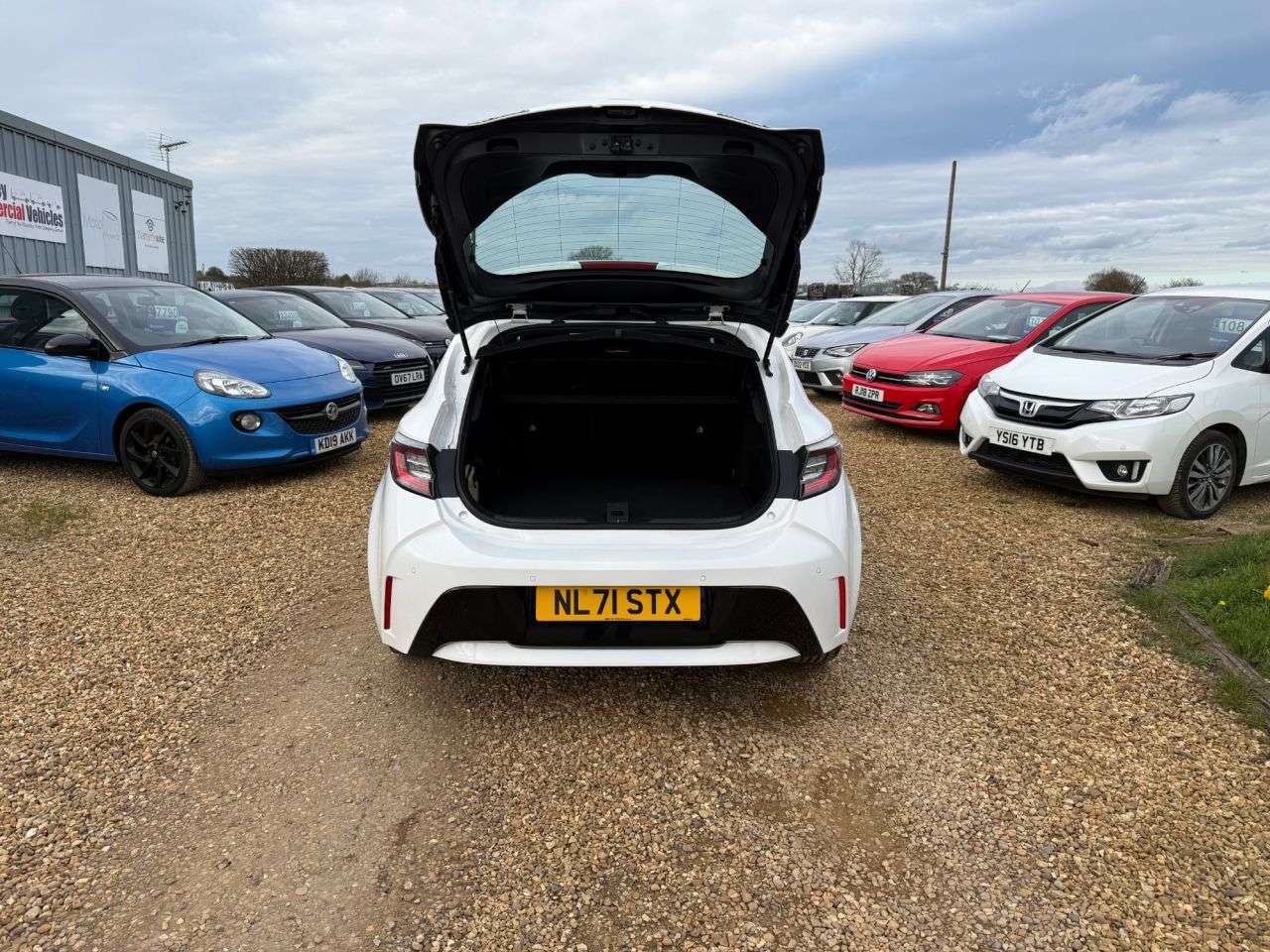 2021 TOYOTA COROLLA 2021 TOYOTA COROLLA