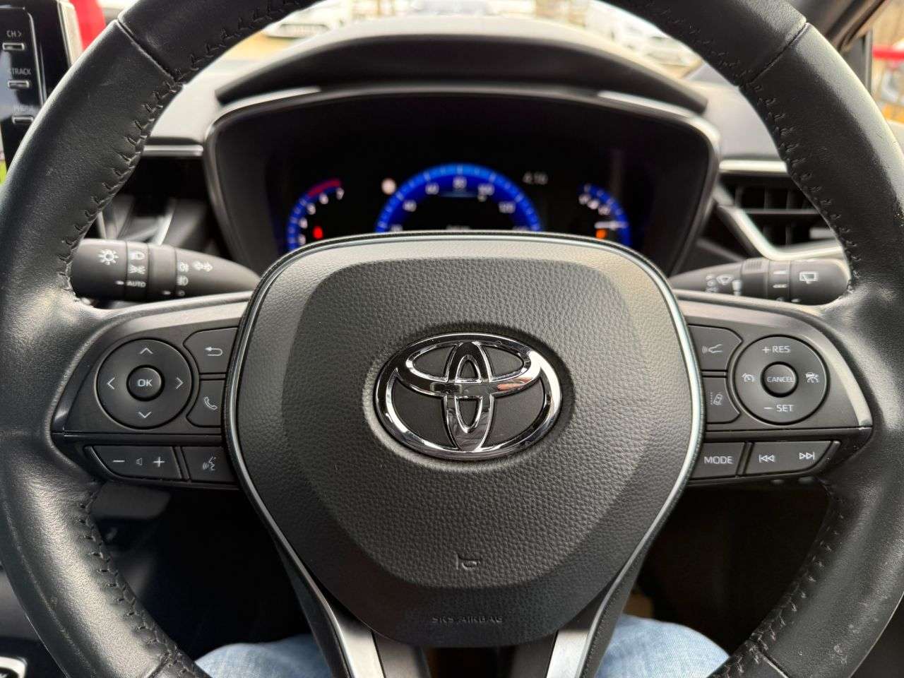 2021 TOYOTA COROLLA 2021 TOYOTA COROLLA