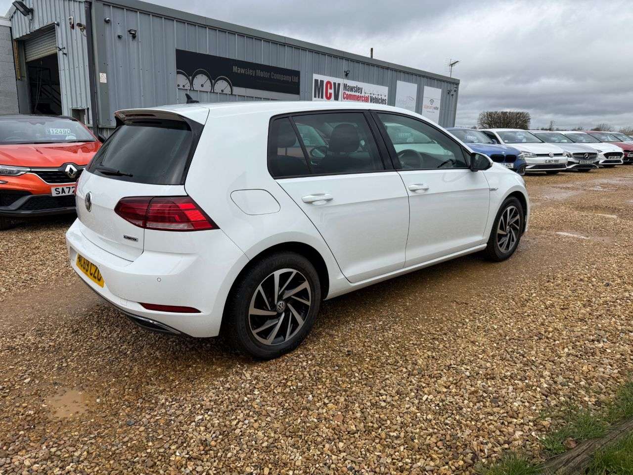 A 2020 VOLKSWAGEN GOLF 1.5 TSI EVO Match Edition Hatchback 5dr Petrol Manual Euro 6 (s/s) (130 ps) A 2020 VOLKSWAGEN GOLF 1.5 TSI EVO Match Edition Hatchback 5dr Petrol Manual Euro 6 (s/s) (130 ps)