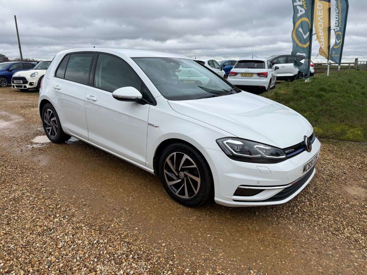 2020 VOLKSWAGEN GOLF 2020 VOLKSWAGEN GOLF