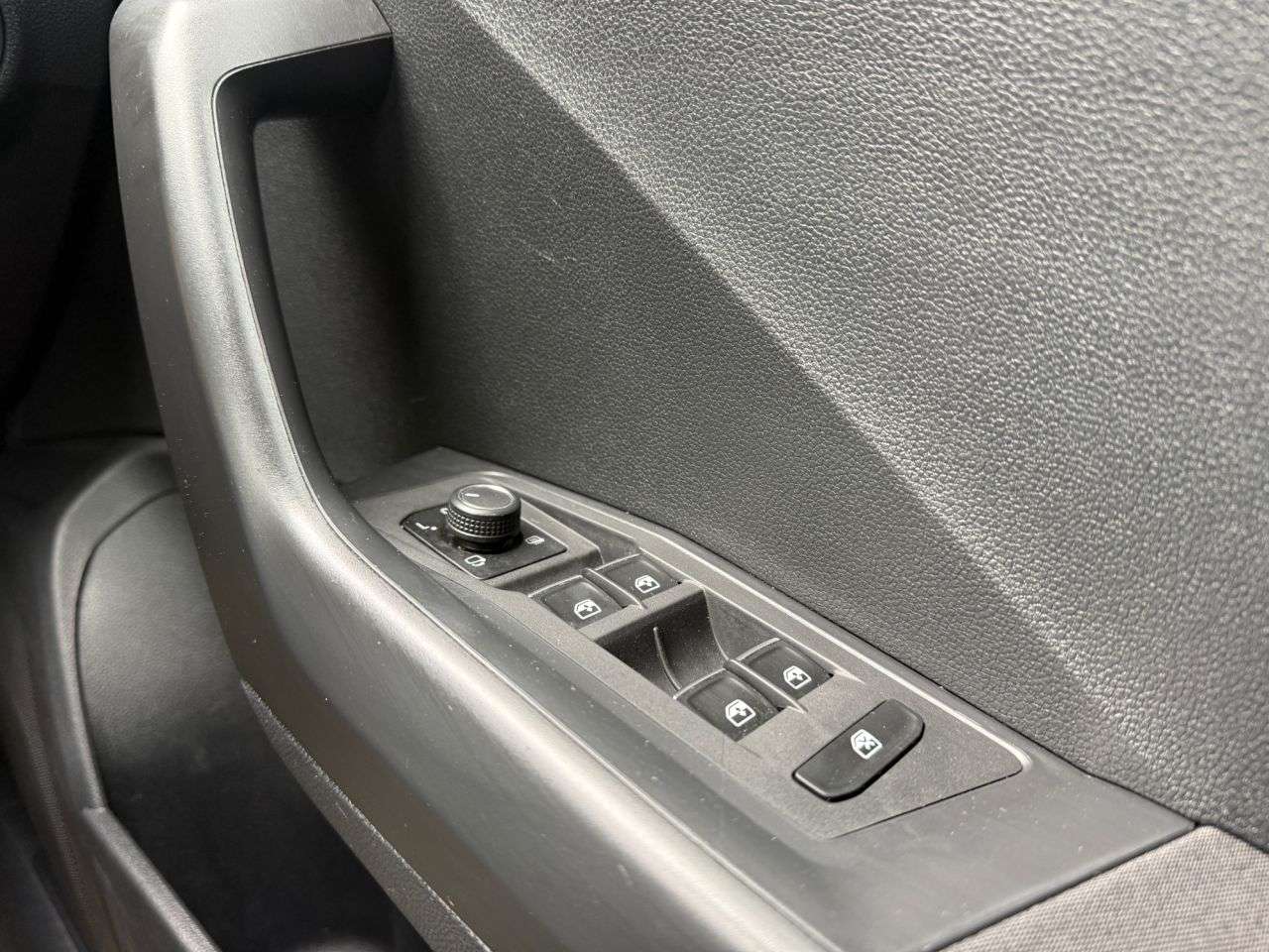 2018 VOLKSWAGEN T-ROC 2018 VOLKSWAGEN T-ROC