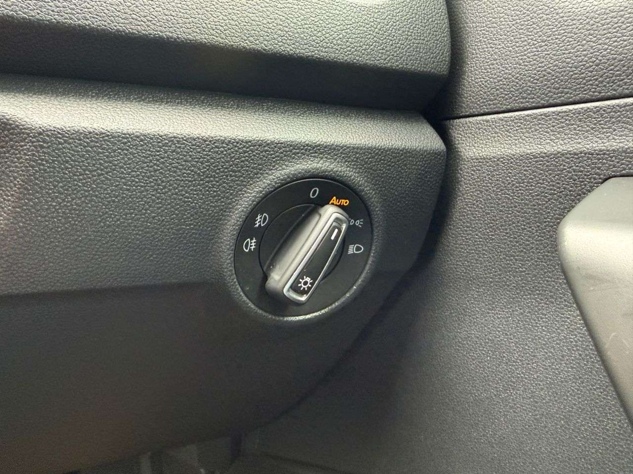 2018 VOLKSWAGEN T-ROC 2018 VOLKSWAGEN T-ROC