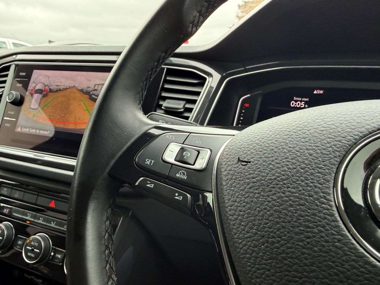 2018 VOLKSWAGEN T-ROC 2018 VOLKSWAGEN T-ROC