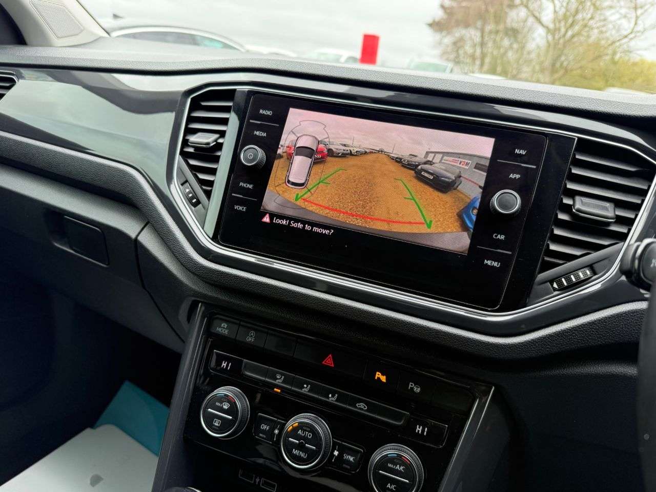 2018 VOLKSWAGEN T-ROC 2018 VOLKSWAGEN T-ROC