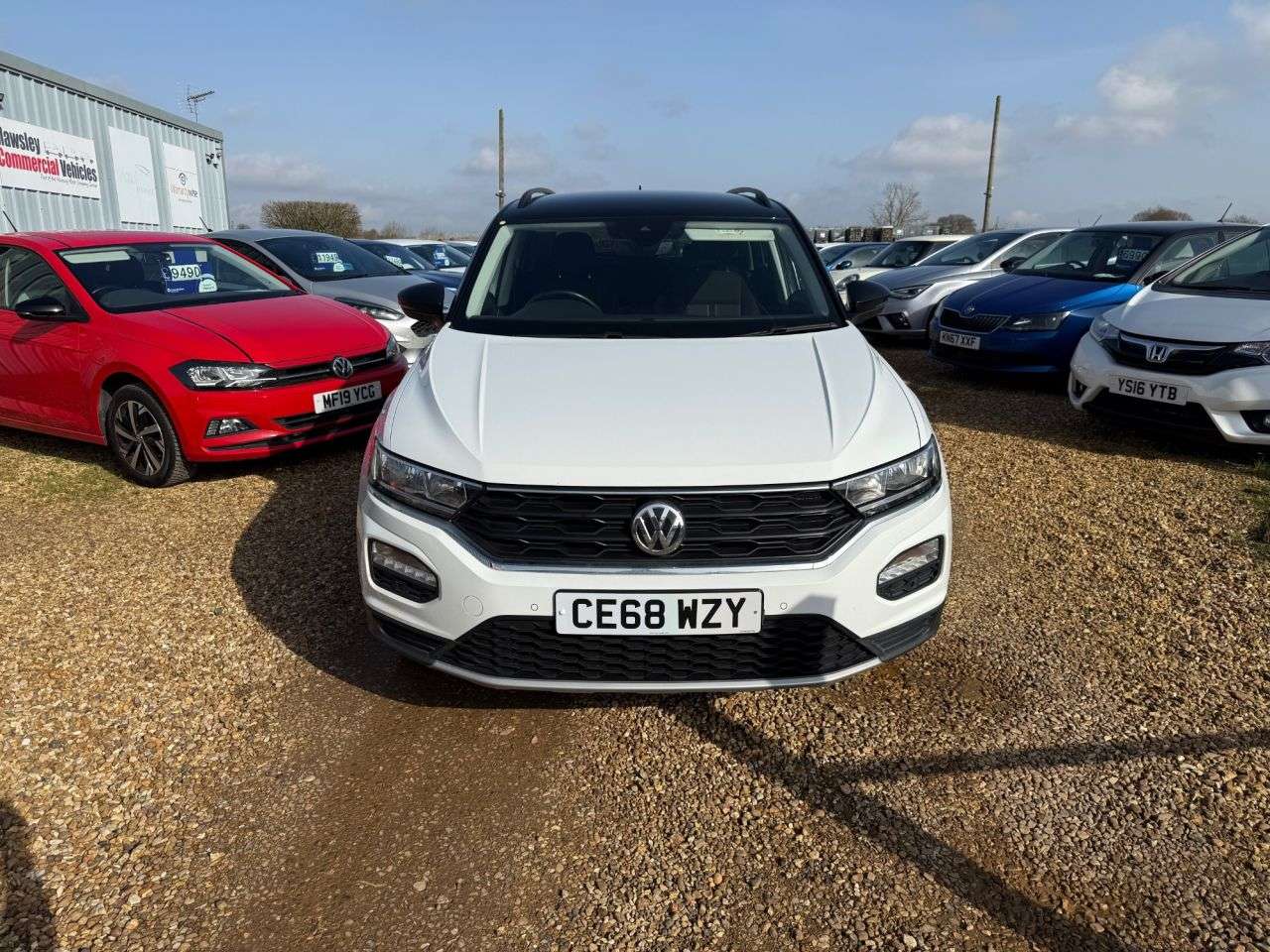 A 2018 VOLKSWAGEN T-ROC 1.0 TSI GPF Design SUV 5dr Petrol Manual Euro 6 (s/s) (115 ps) A 2018 VOLKSWAGEN T-ROC 1.0 TSI GPF Design SUV 5dr Petrol Manual Euro 6 (s/s) (115 ps)