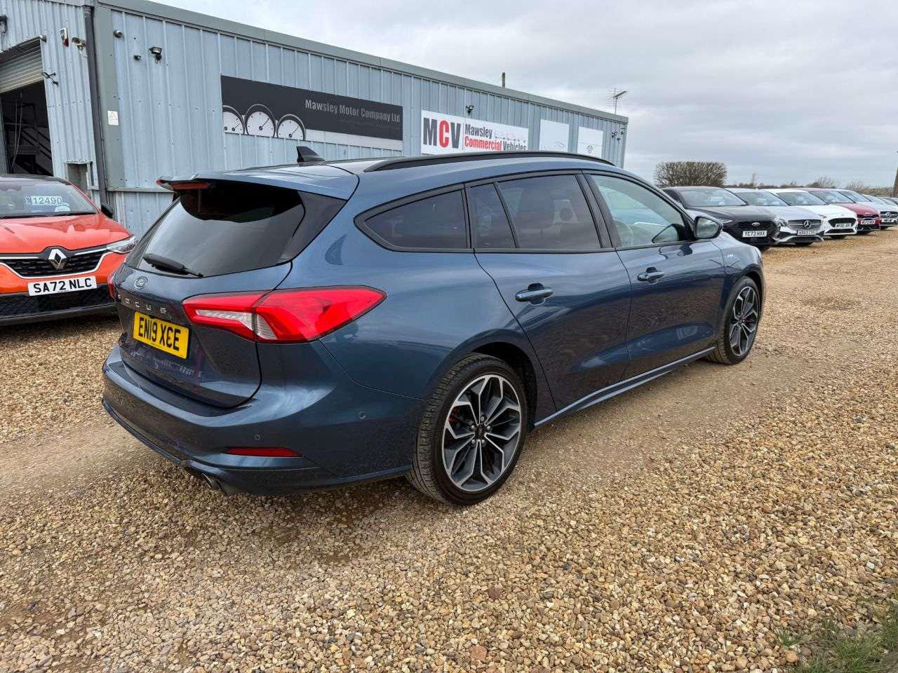 A 2019 FORD FOCUS 1.0T EcoBoost ST-Line X Estate 5dr Petrol Manual Euro 6 (s/s) (125 ps) A 2019 FORD FOCUS 1.0T EcoBoost ST-Line X Estate 5dr Petrol Manual Euro 6 (s/s) (125 ps)