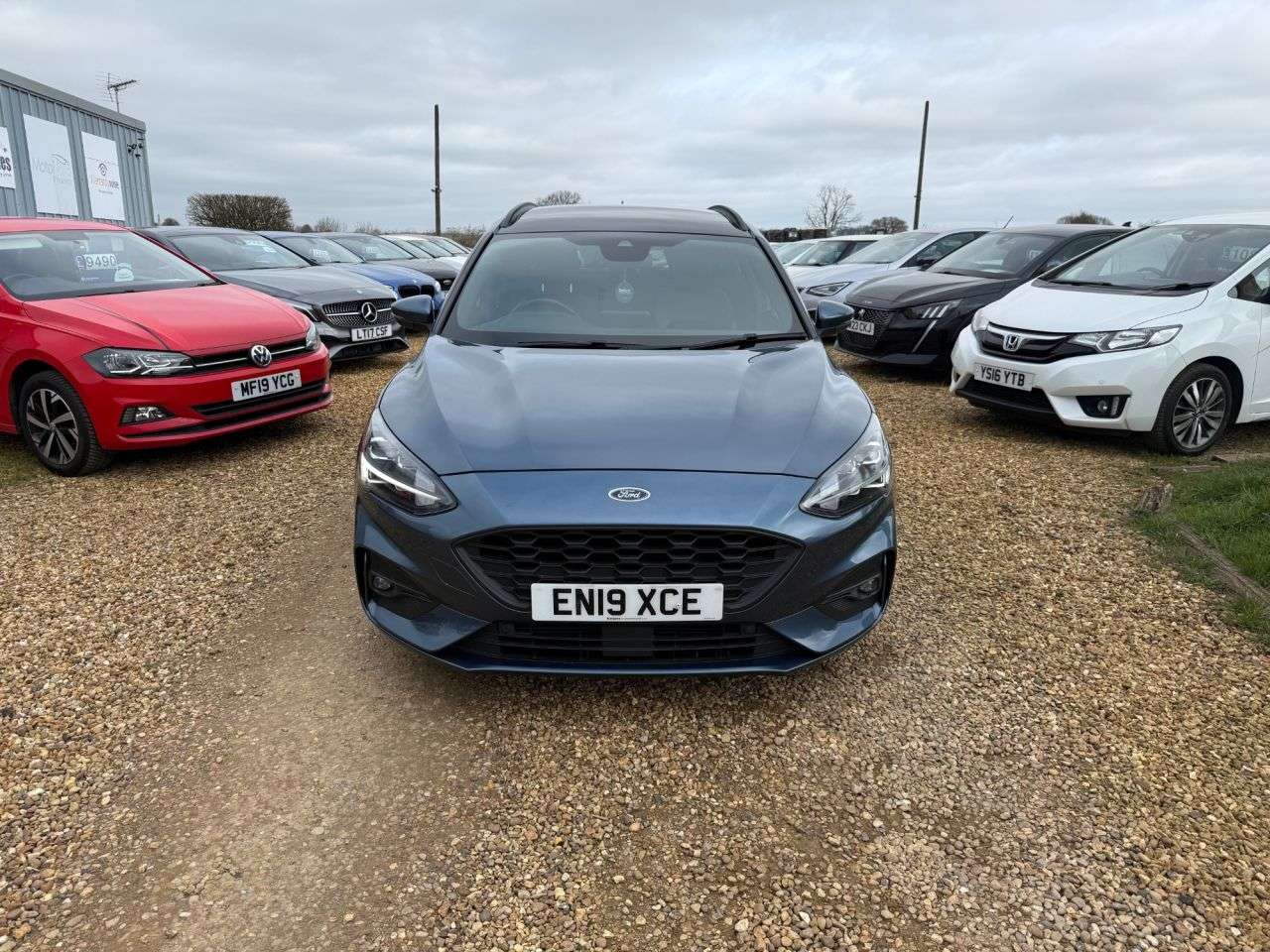 A 2019 FORD FOCUS 1.0T EcoBoost ST-Line X Estate 5dr Petrol Manual Euro 6 (s/s) (125 ps) A 2019 FORD FOCUS 1.0T EcoBoost ST-Line X Estate 5dr Petrol Manual Euro 6 (s/s) (125 ps)