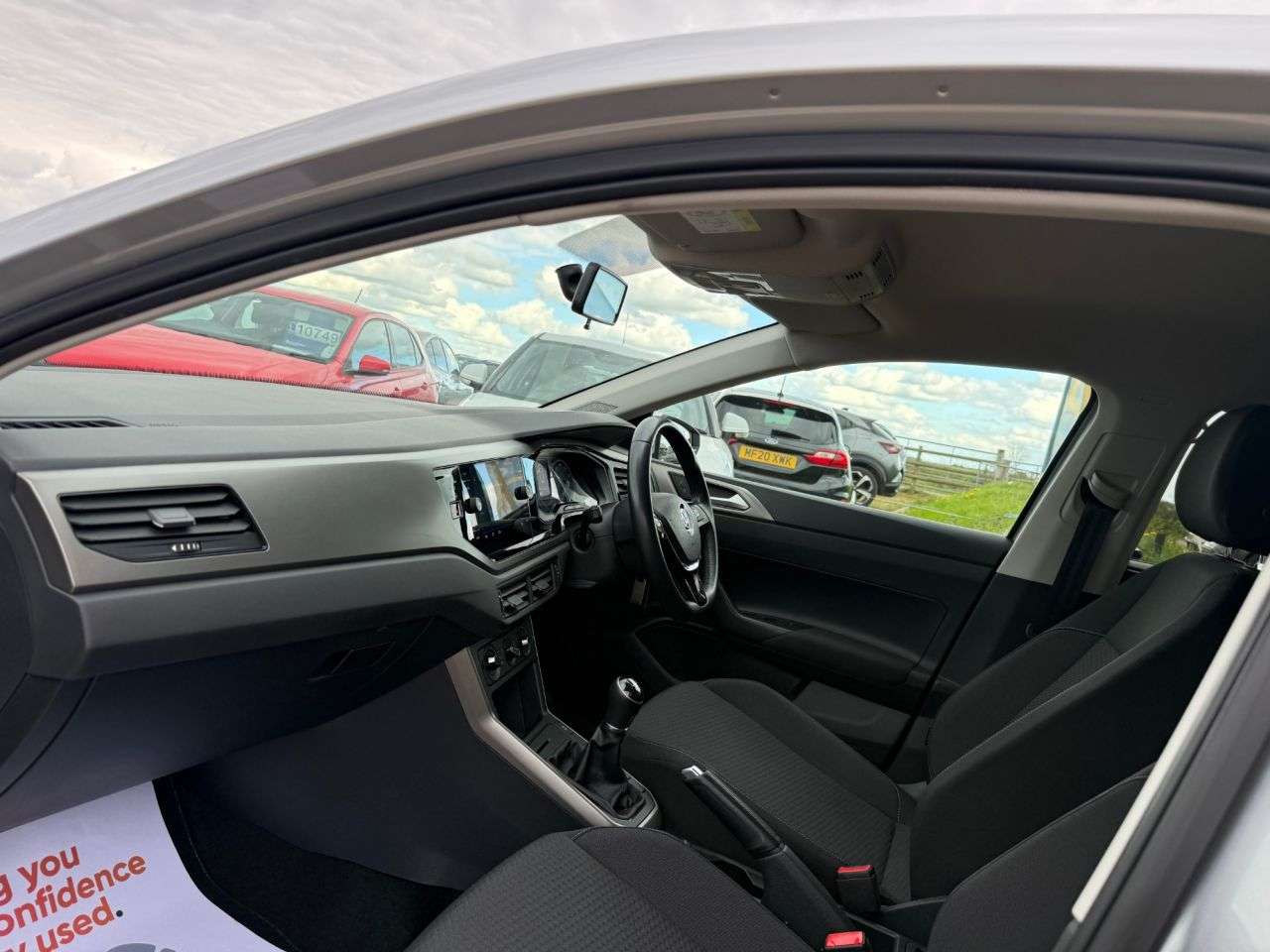A 2020 VOLKSWAGEN POLO 1.0 TSI Match Hatchback 5dr Petrol Manual Euro 6 (s/s) (95 ps) A 2020 VOLKSWAGEN POLO 1.0 TSI Match Hatchback 5dr Petrol Manual Euro 6 (s/s) (95 ps)