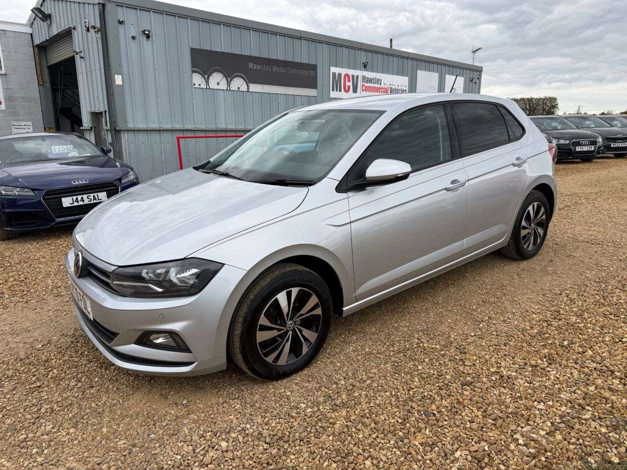 A 2020 VOLKSWAGEN POLO 1.0 TSI Match Hatchback 5dr Petrol Manual Euro 6 (s/s) (95 ps) A 2020 VOLKSWAGEN POLO 1.0 TSI Match Hatchback 5dr Petrol Manual Euro 6 (s/s) (95 ps)