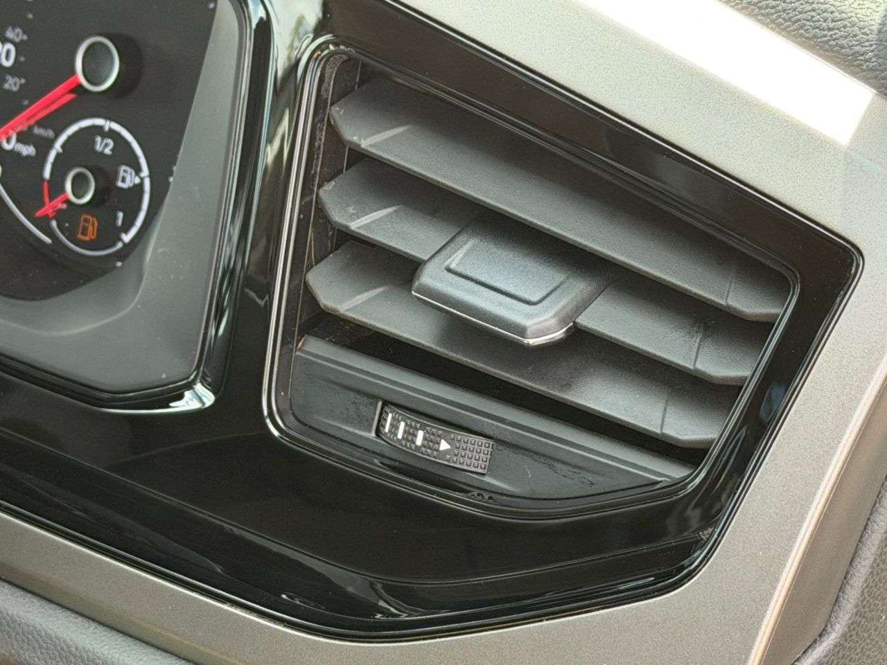 2020 VOLKSWAGEN POLO 2020 VOLKSWAGEN POLO