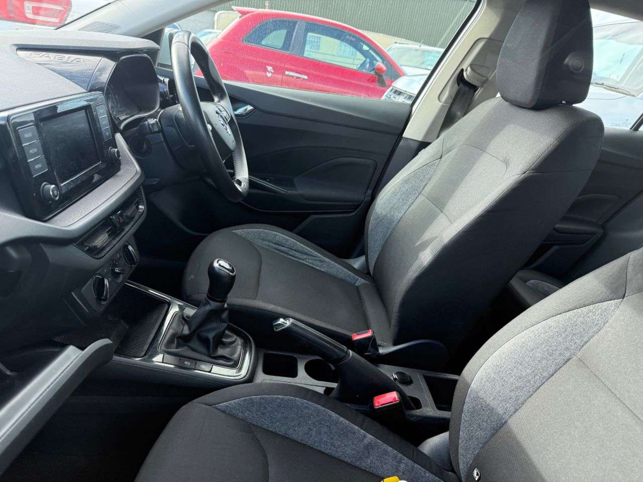 A 2022 SKODA FABIA 1.0 TSI SE Comfort Hatchback 5dr Petrol Manual Euro 6 (s/s) (95 ps) A 2022 SKODA FABIA 1.0 TSI SE Comfort Hatchback 5dr Petrol Manual Euro 6 (s/s) (95 ps)