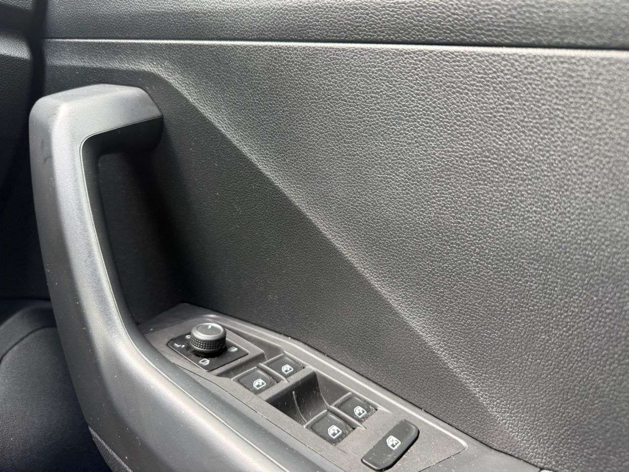 2018 VOLKSWAGEN T-ROC 2018 VOLKSWAGEN T-ROC