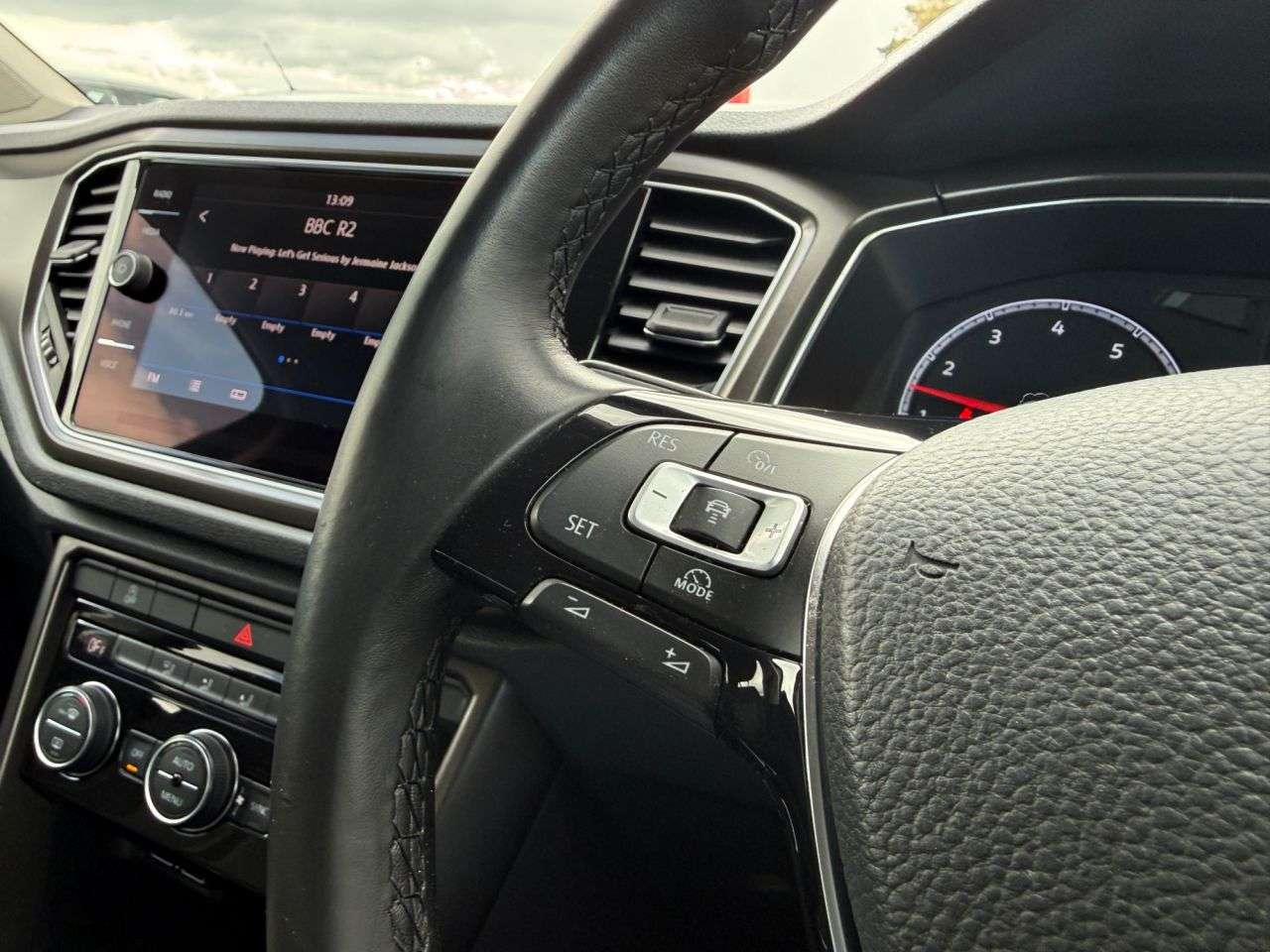 2018 VOLKSWAGEN T-ROC 2018 VOLKSWAGEN T-ROC