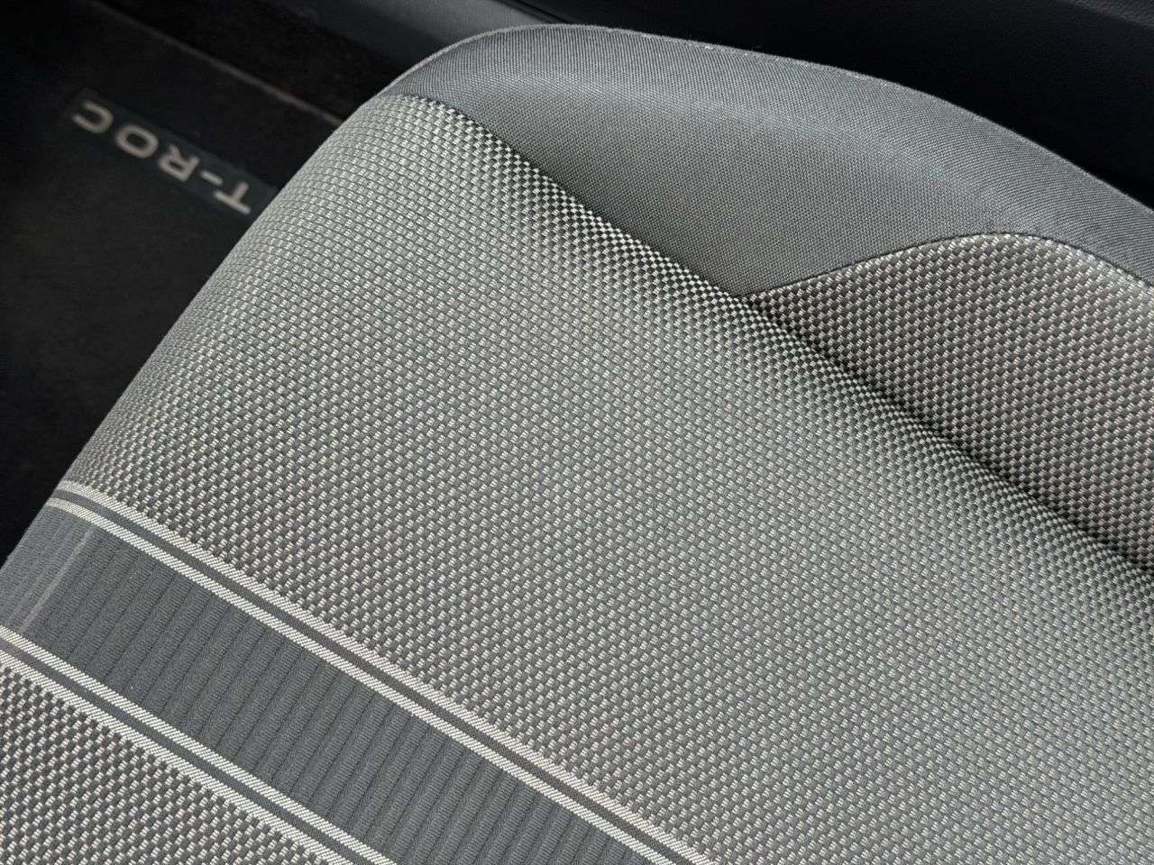 2018 VOLKSWAGEN T-ROC 2018 VOLKSWAGEN T-ROC