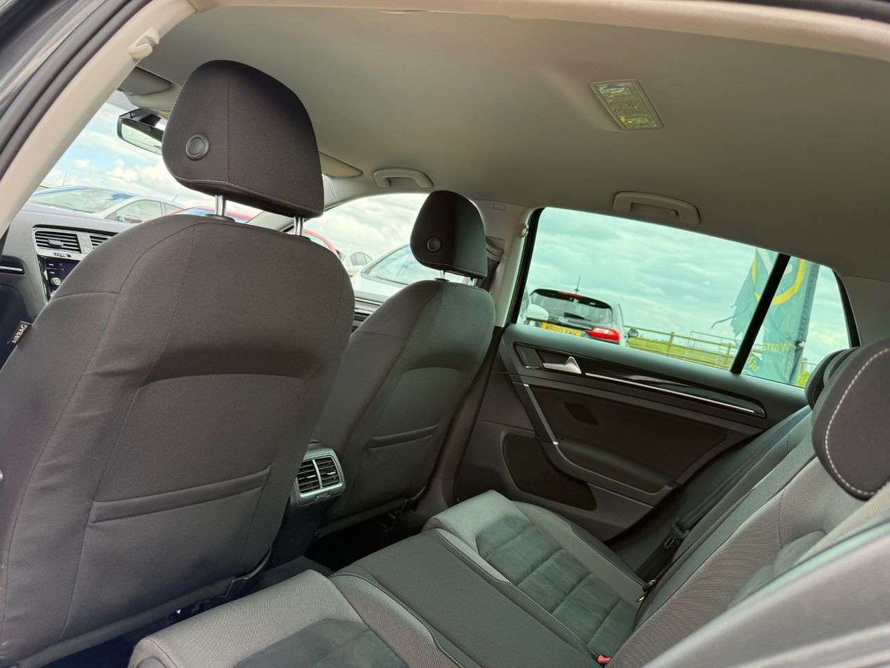2018 VOLKSWAGEN GOLF 2018 VOLKSWAGEN GOLF