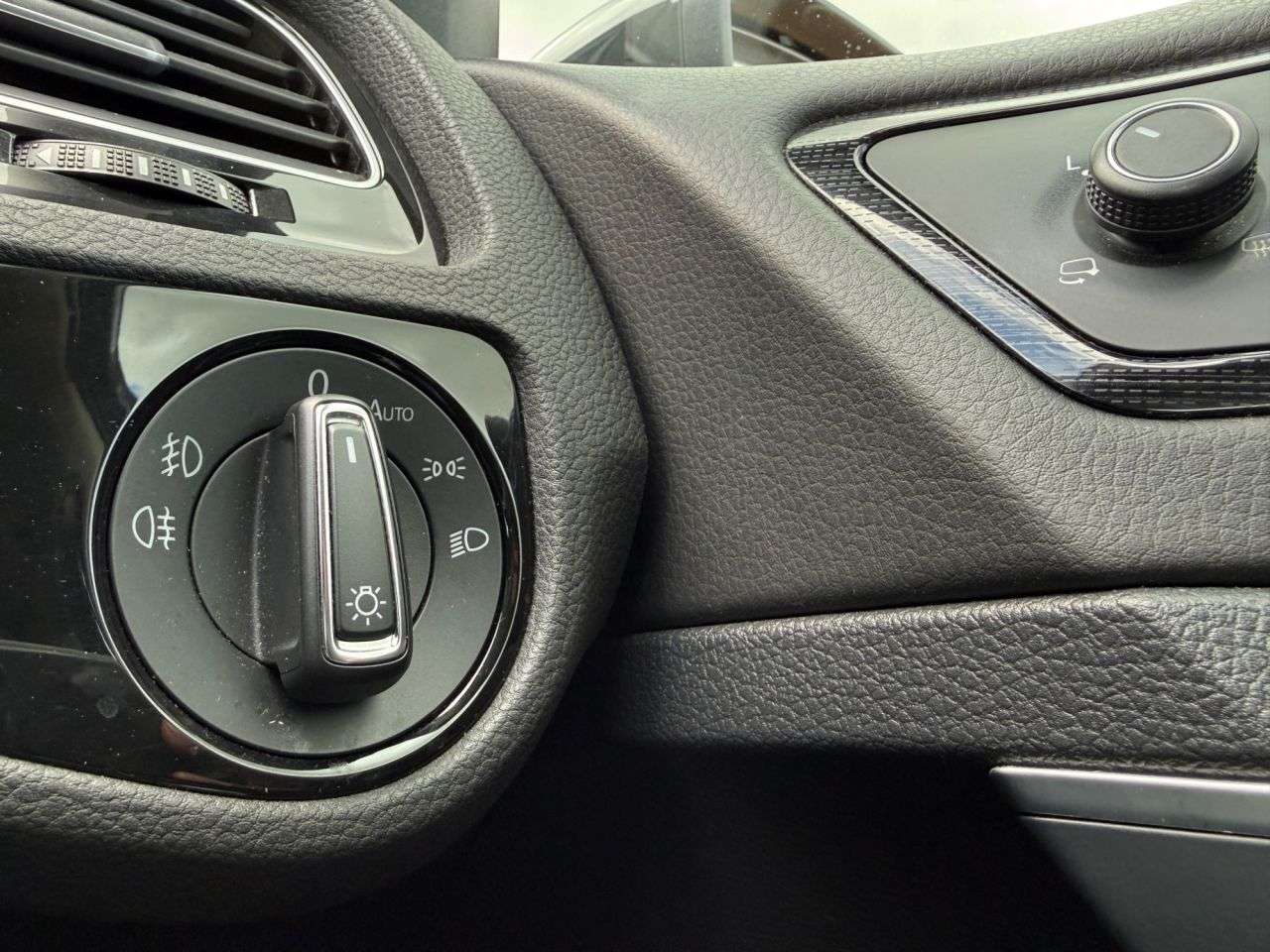 2018 VOLKSWAGEN GOLF 2018 VOLKSWAGEN GOLF