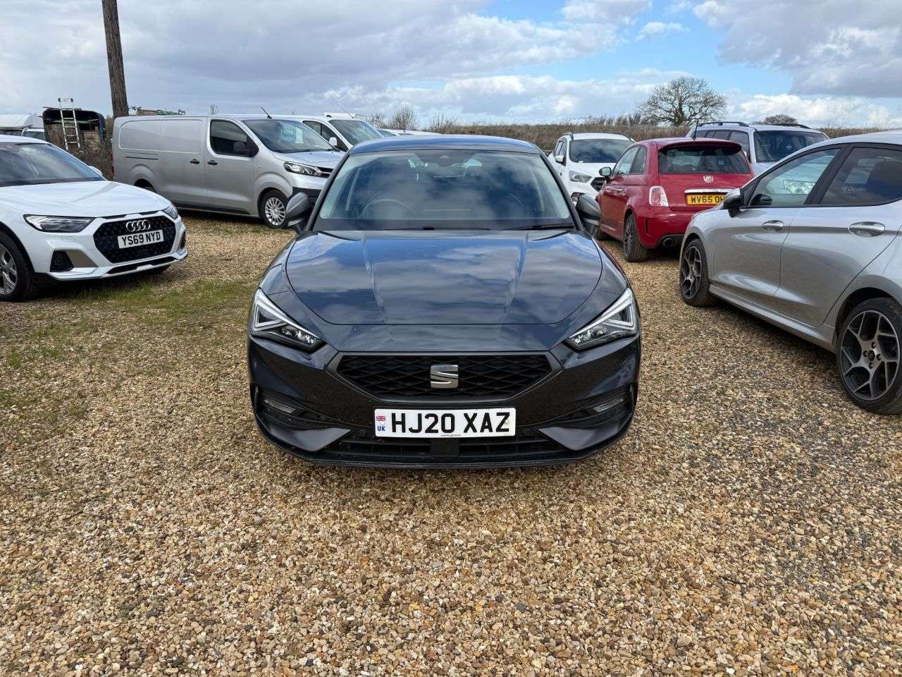 A 2020 SEAT LEON 1.5 TSI EVO FR Hatchback 5dr Petrol Manual Euro 6 (s/s) (130 ps) A 2020 SEAT LEON 1.5 TSI EVO FR Hatchback 5dr Petrol Manual Euro 6 (s/s) (130 ps)