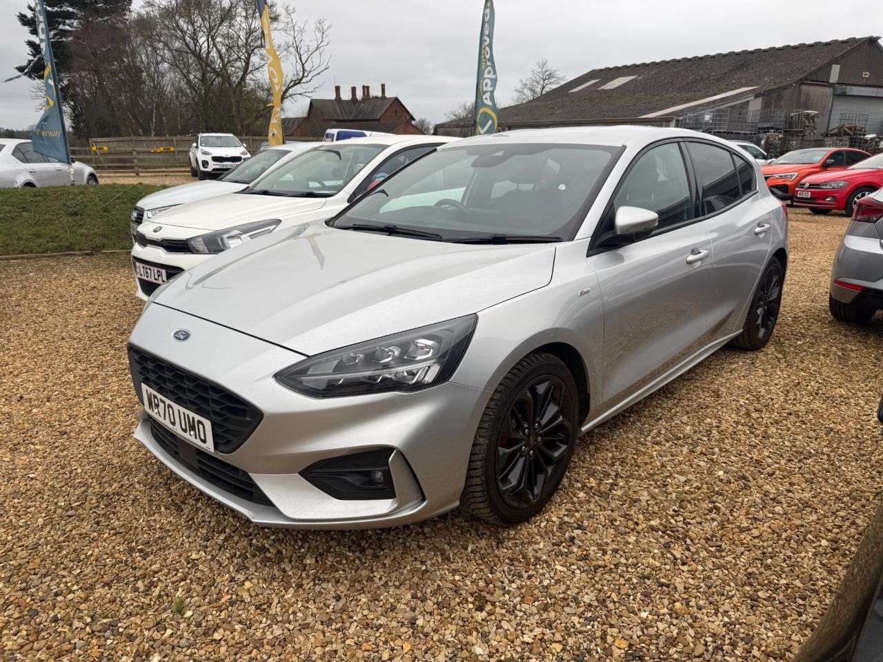 A 2020 FORD FOCUS 1.0T EcoBoost MHEV ST-Line X Edition Hatchback 5dr Petrol Manual Euro 6 (s/ A 2020 FORD FOCUS 1.0T EcoBoost MHEV ST-Line X Edition Hatchback 5dr Petrol Manual Euro 6 (s/