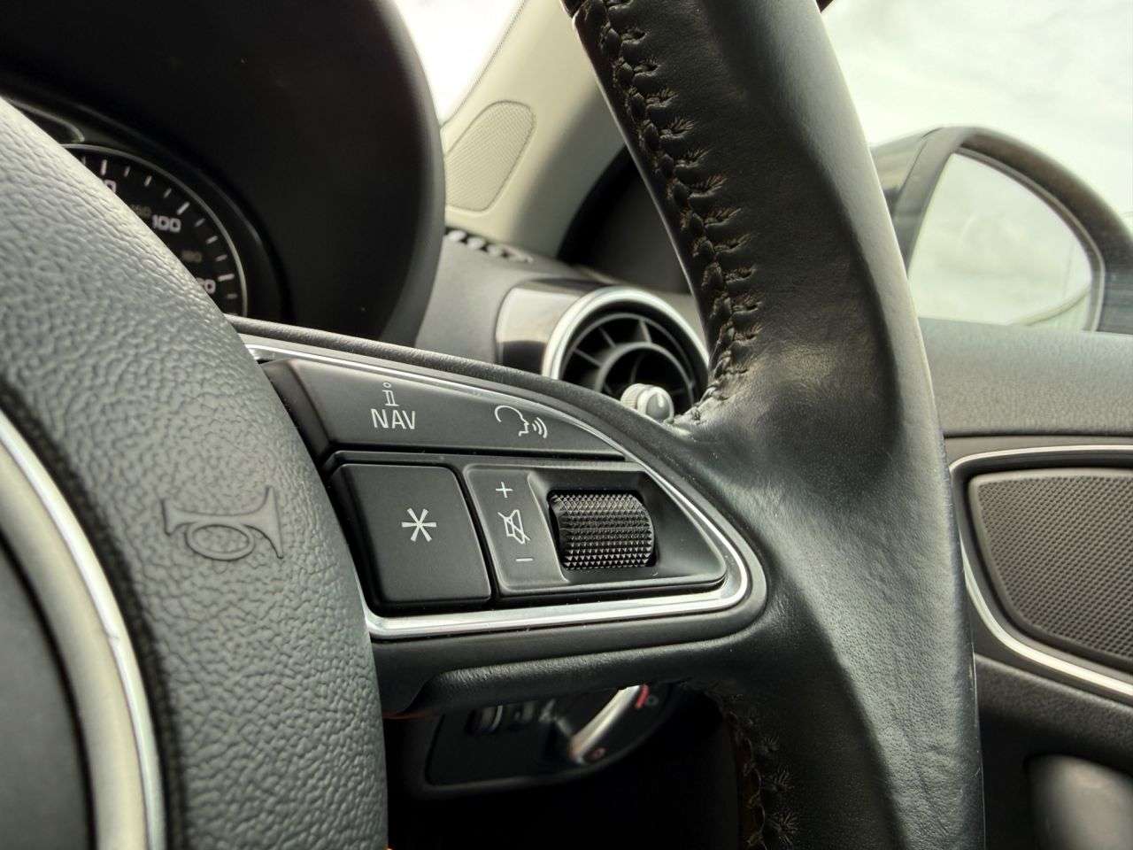 2017 AUDI A1 2017 AUDI A1