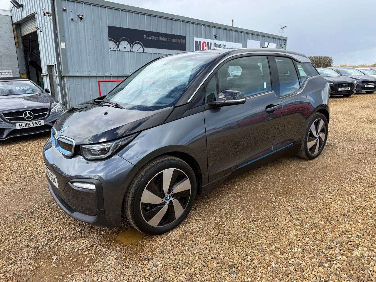A 2018 BMW I3 42.2kWh Hatchback 5dr Electric Auto (170 ps) A 2018 BMW I3 42.2kWh Hatchback 5dr Electric Auto (170 ps)