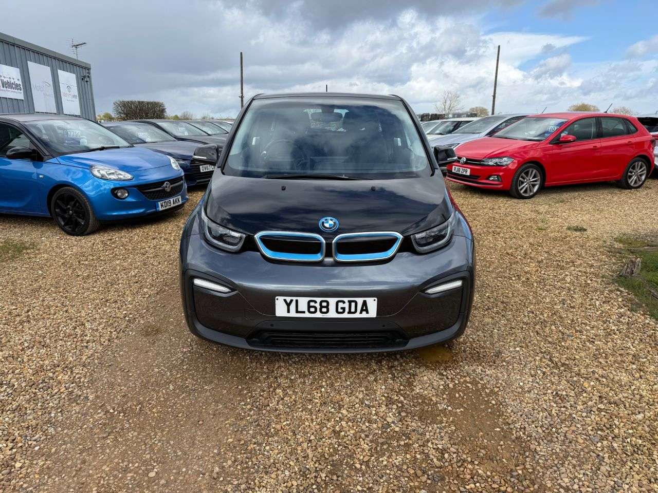 A 2018 BMW I3 42.2kWh Hatchback 5dr Electric Auto (170 ps) A 2018 BMW I3 42.2kWh Hatchback 5dr Electric Auto (170 ps)