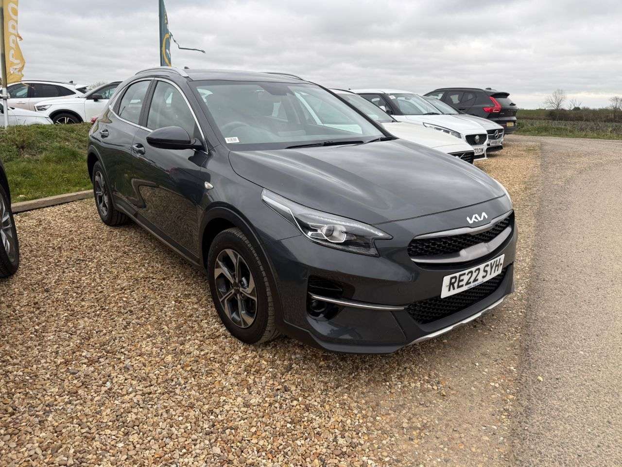 A 2022 KIA XCEED 1.0 T-GDi 2 SUV 5dr Petrol Manual Euro 6 (s/s) (118 bhp) A 2022 KIA XCEED 1.0 T-GDi 2 SUV 5dr Petrol Manual Euro 6 (s/s) (118 bhp)