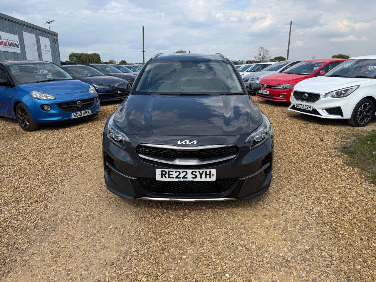 A 2022 KIA XCEED 1.0 T-GDi 2 SUV 5dr Petrol Manual Euro 6 (s/s) (118 bhp) A 2022 KIA XCEED 1.0 T-GDi 2 SUV 5dr Petrol Manual Euro 6 (s/s) (118 bhp)