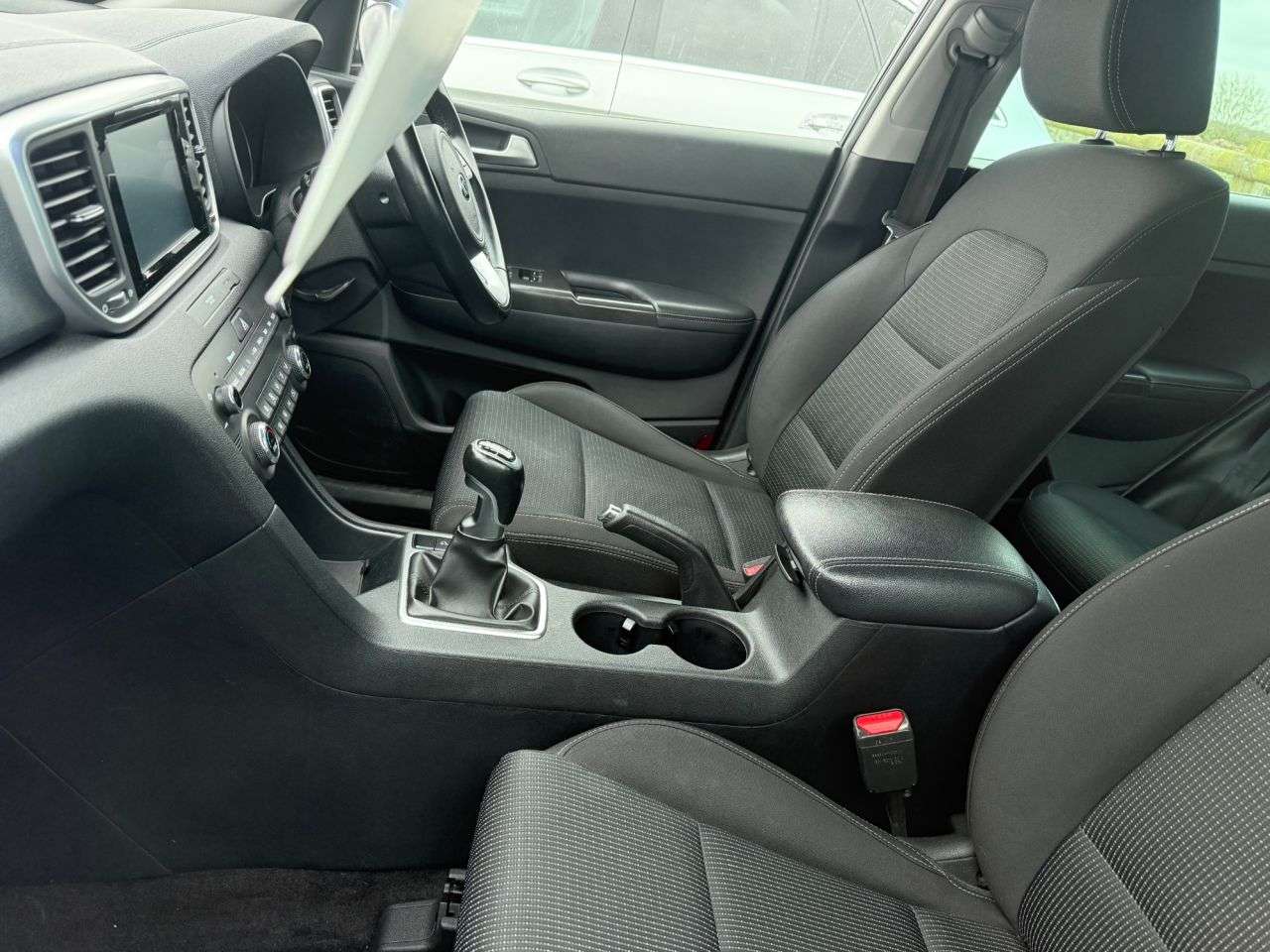 A 2019 KIA SPORTAGE 1.6 CRDi 2 SUV 5dr Diesel Manual Euro 6 (s/s) (134 bhp) A 2019 KIA SPORTAGE 1.6 CRDi 2 SUV 5dr Diesel Manual Euro 6 (s/s) (134 bhp)