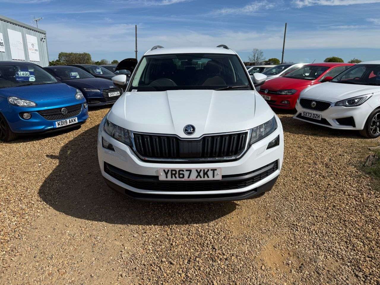 A 2017 SKODA KODIAQ 2.0 TDI SE SUV 5dr Diesel Manual 4WD Euro 6 (s/s) (7 Seat) (150 ps) A 2017 SKODA KODIAQ 2.0 TDI SE SUV 5dr Diesel Manual 4WD Euro 6 (s/s) (7 Seat) (150 ps)